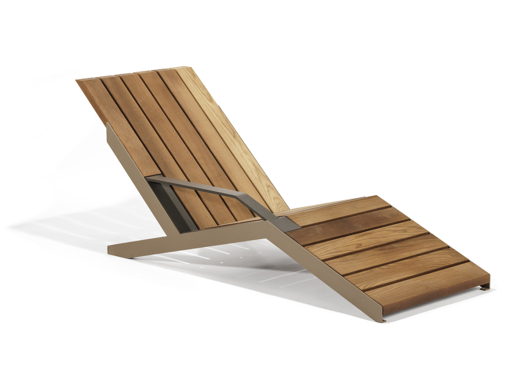 Ares Lounger