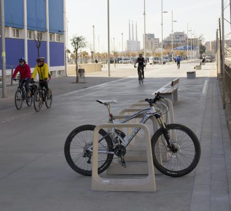 Raval - Fietsparkeren - GroundLevel straatmeubilair - Escofet