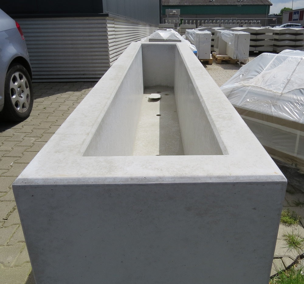 Plantenbakken zelfverdichtend beton C45/55