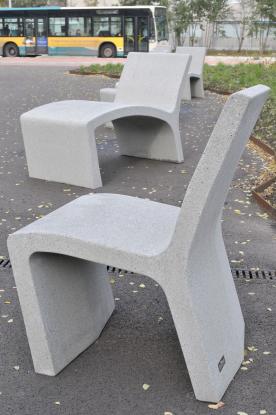 SICURTA - Stoelen en poefs - GroundLevel straatmeubilair - Escofet