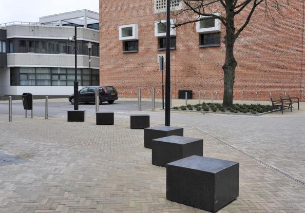 SOCRATES POEF - Stoelen en poefs - GroundLevel straatmeubilair - Escofet